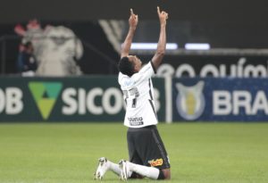 Jô no Corinthians é criticado por Neto