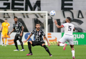 Camacho em Corinthians x Atlético-GO