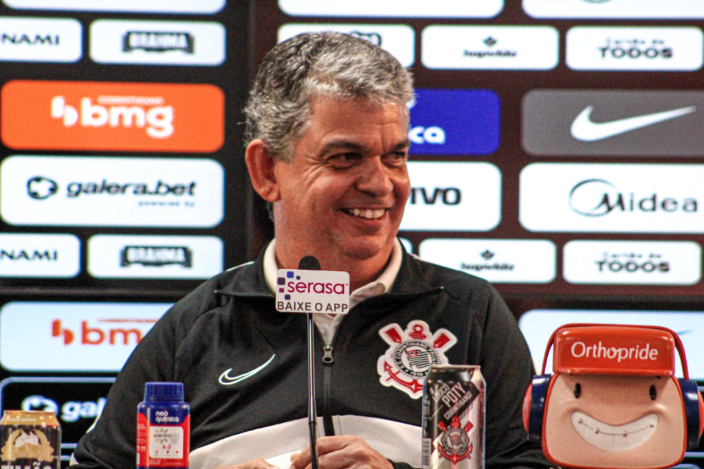 Carlos Brazil, gerente de base do Corinthians