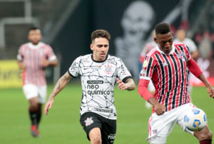 Gustavo Mosquito em Corinthians x São Paulo