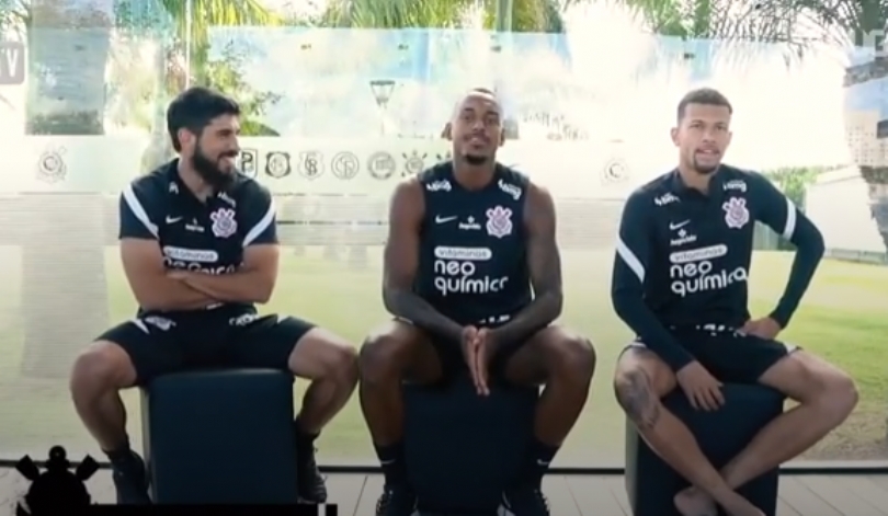 Raúl Gustavo, Mendez e João Victor no Corinthians