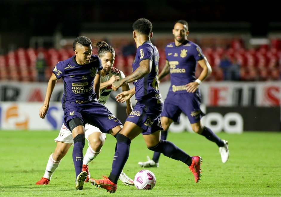 Corinthians enfrenta São Paulo no Morumbi em busca de fim de tabu. (Foto: Reprodução / Premiere)