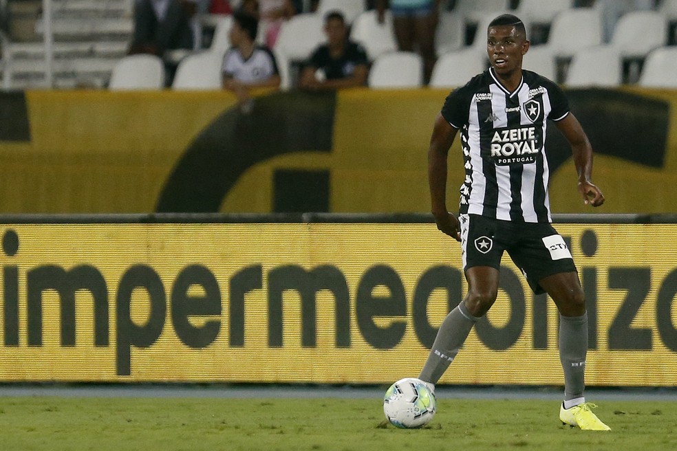 Kanu interesse do Corinthians