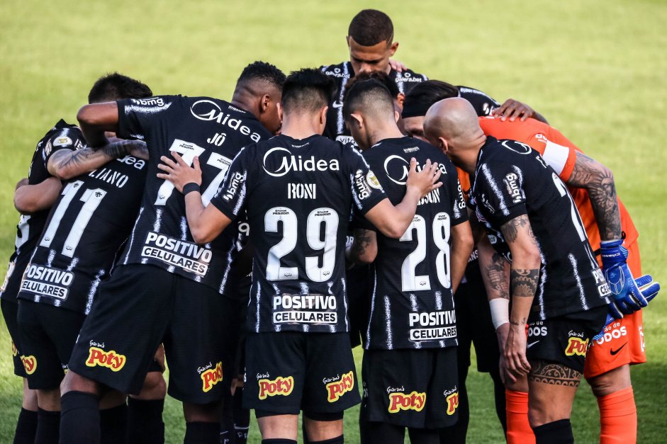 corinthians-inicia-2022-com-62-jogadores-sob-contrato