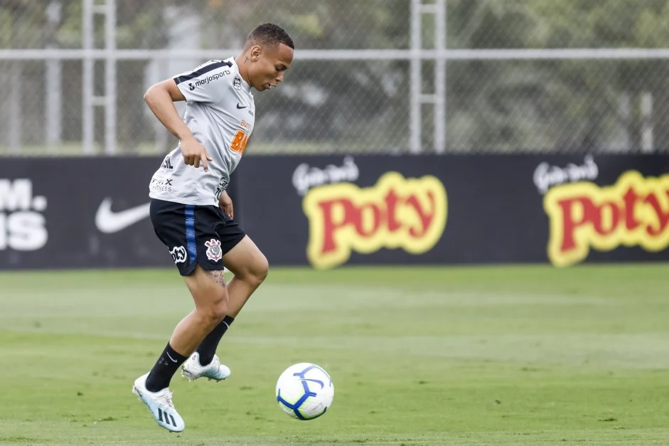 corinthians-repassa-salarios-de-janderson-ao-gremio