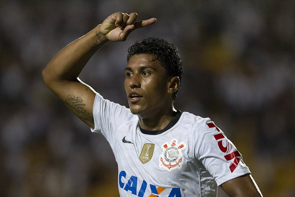 Paulinho retorna ao Corinthians