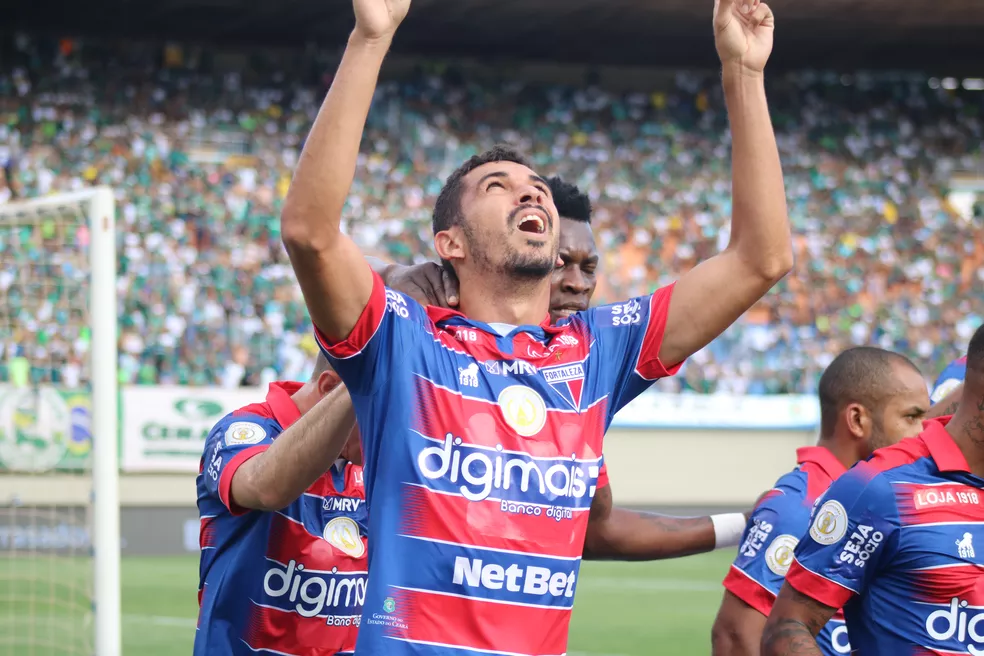 duilio-confirma-vinda-de-bruno-melo-ao-corinthians