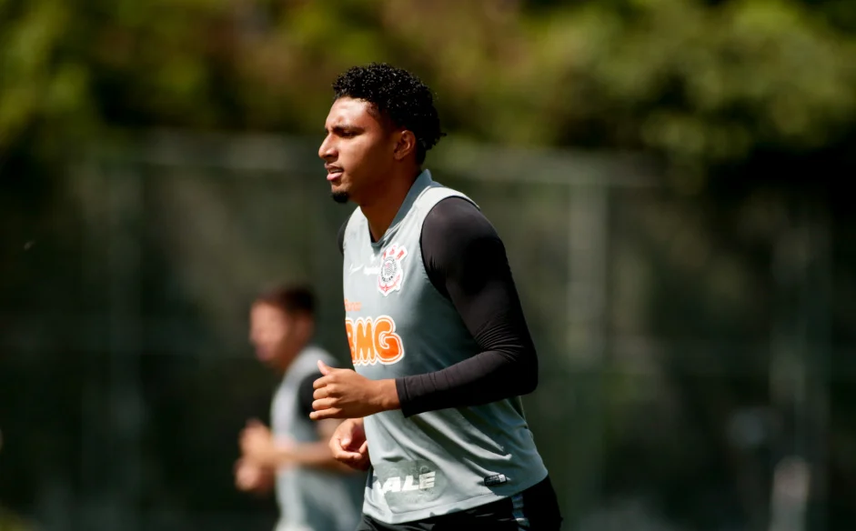 corinthians-espera-vender-ederson-para-clube-italiano