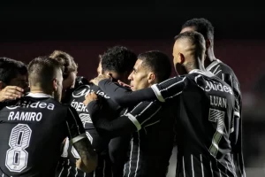 corinthians-vende-ederson-ao-salernitana