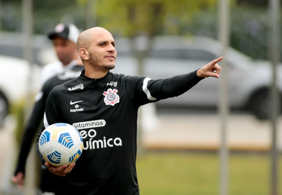corinthians-ja-tem-defesa-montada