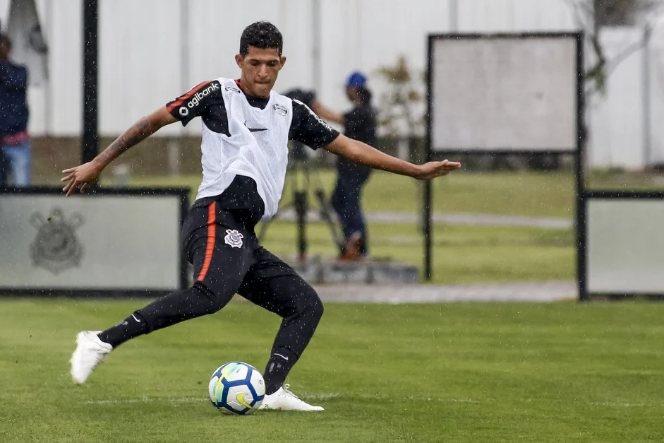 matheus-matias-corinthians