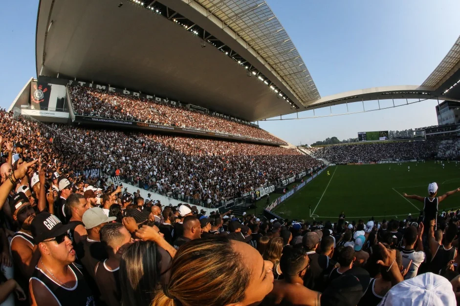 publico-nos-estadios-tera-capacidade-de-70-porcento