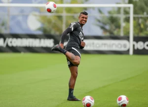 paulinho-corinthians