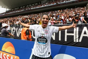 paulinha-retorna-ao-corinthians-feminino
