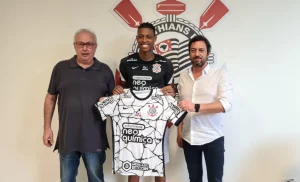 robson-bambu-e-anunciado-no-corinthians