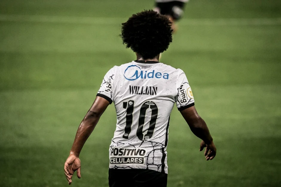 Willian começa partida como titular na Neo Química Arena. (Foto: Danilo Fernandes / Meu Timão)