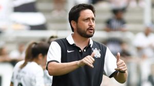 (Foto: Twitter do Corinthians) - Técnico pode ser uma opção da CBF.