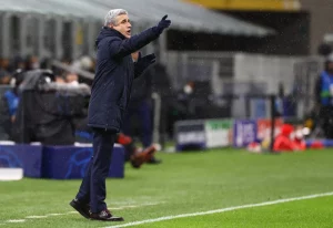 Luís Castro seria a bola da vez no Corinthians. Proposta foi apresentada pelo clube. (Foto: Twitter do Shakhtar)