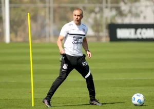 corinthians-pode-pagar-ate-cinco-vezes-mais-por-novo-tecnico