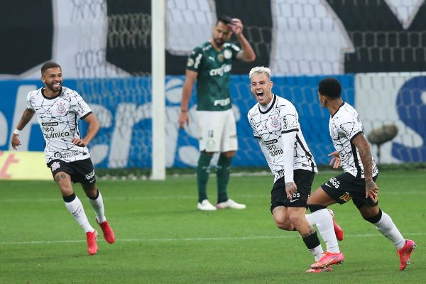 Róger Guedes pelo Corinthians