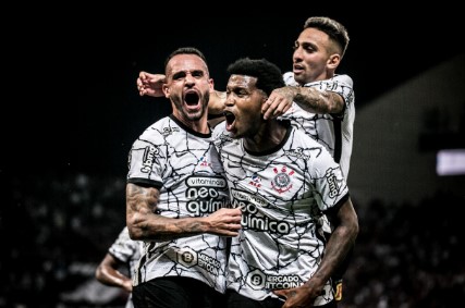 Neo Química Arena e jogadores