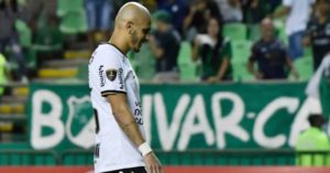 Fábio Santos pelo Corinthians