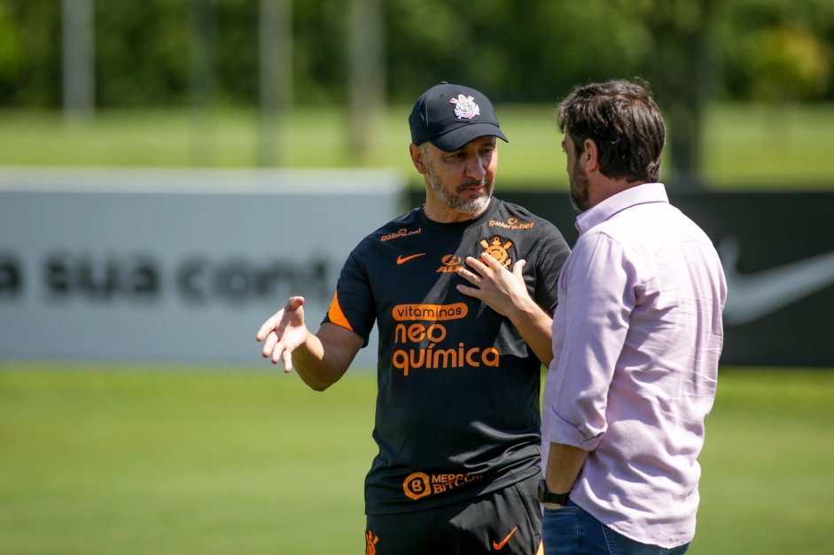 Vitor Pereira e Duílio Monteiro Alves