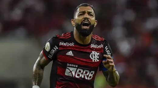 Foto: Marcelo Cortes/Flamengo - Atacante recebeu mensagens dos torcedores do Corinthians.