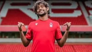 Foto: Nottingham Forest/Divulgação - Scarpa pode ajudar o Corinthians indiretamente.