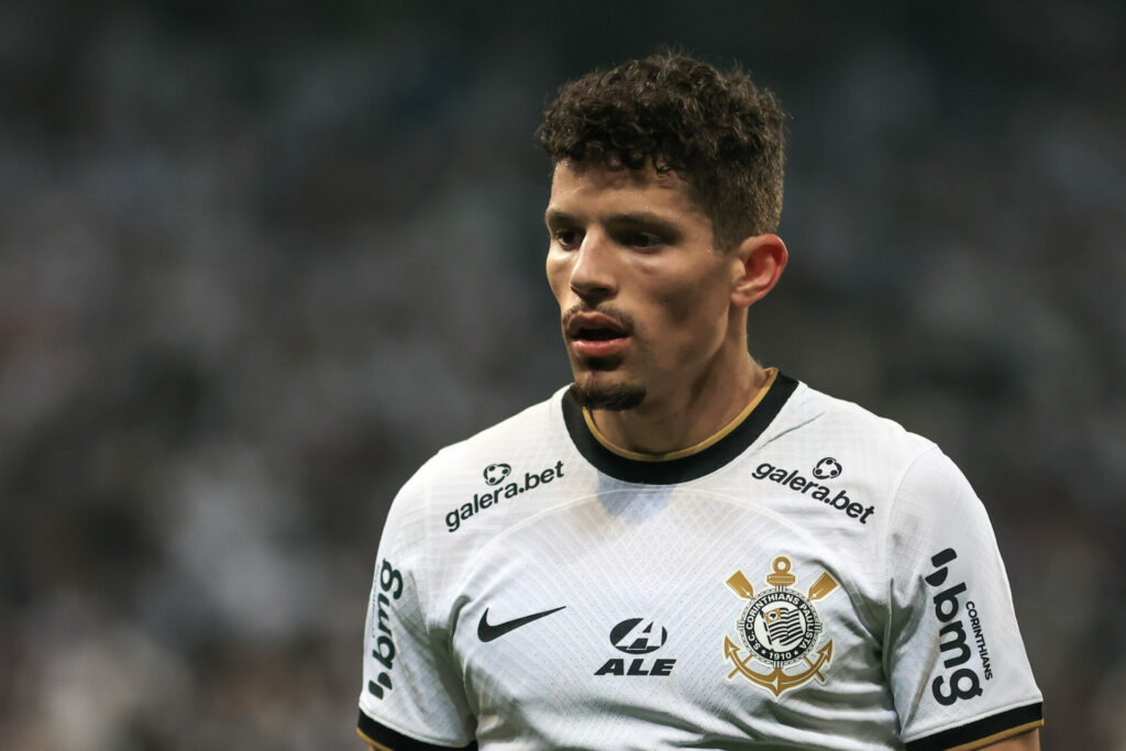 Foto: Marcello Zambrana/AGIF - Atuação do lateral foi elogiada no Corinthians.