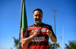 Vítor Pereira foi chamado de traíra - Foto: Marcelo Cortes/Flamengo
