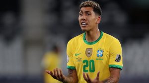 Roberto Firmino já foi um dos nomes sondados pelo Corinthians - Foto: Getty Images.