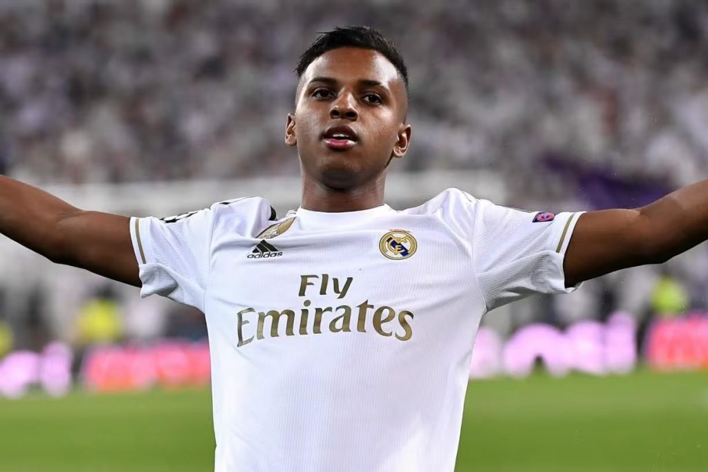 Rodrygo, um dos principais destaques do futebol espanhol e pode receber um novo companheiro vindo do Corinthians - Foto: Real Madrid/Divulgação