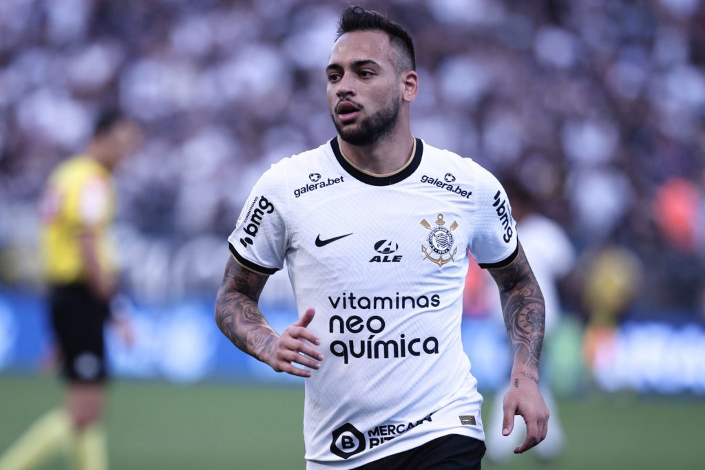 Maycon vive baixa no Corinthians - Foto: Ettore Chiereguini/AGIF