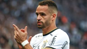 Foto: Marcello Zambrana/AGIF - Renato vem deixando a desejar fisicamente no Corinthians.