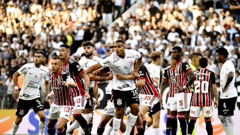 Corinthians x São Paulo (Foto: Marcos Ribolli)