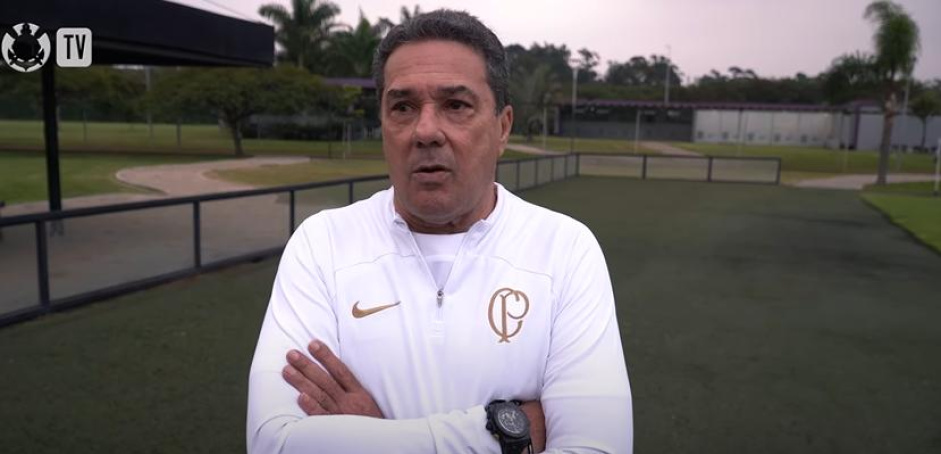 Foto: Youtube/TV Corinthians - Luxemburgo pode perder um opção em breve.