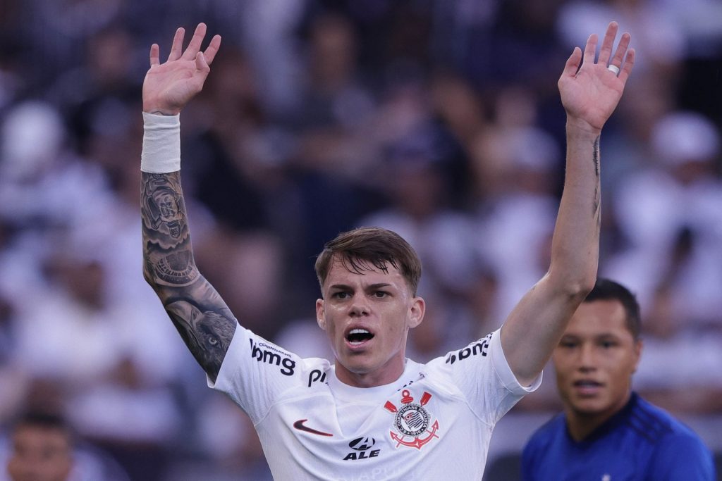 Foto: Ettore Chiereguini/AGIF - Barletta não está feliz no Corinthians.