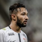 Clayson teve passagem pelo Corinthians - Foto: Marcello Zambrana/AGIF