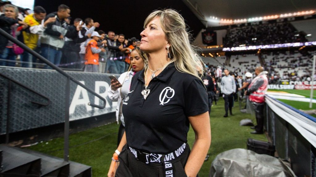 Cris Gambaré, Diretora de futebol do Corinthians Feminino - Foto: Reprodução/ESPN