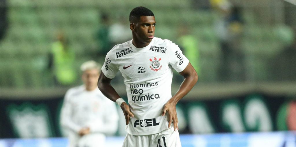 Felipe Augusto tem contrato até junho de 2026 - Foto: Rodrigo Coca/Ag. Corinthians