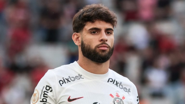 Foto: Robson Mafra/AGIF - Yuri Alberto pode sair do Corinthians.