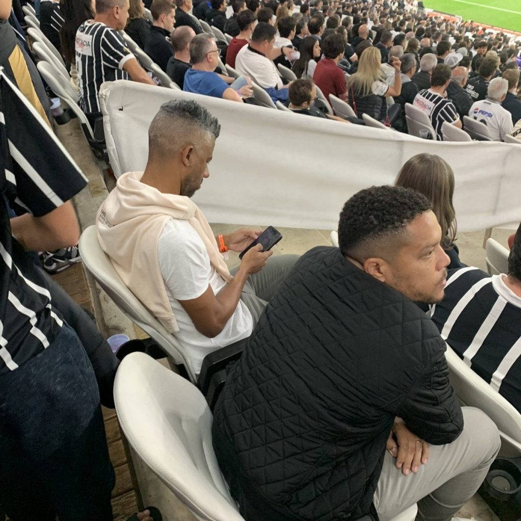 Foto: Vitor Chicarolli/Meu Timão - Léo Moura explica 'treta' com torcida do Corinthians