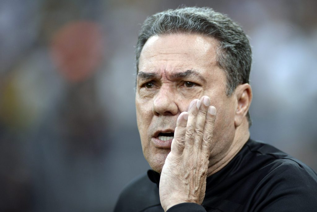 Conselheiros do Corinthians pedem saída de Luxemburgo - Foto: Alan Morici/AGIF