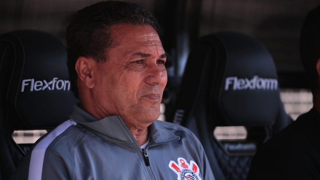 Luxemburgo "balança" no Corinthians - Foto: Ettore Chiereguini/AGIF