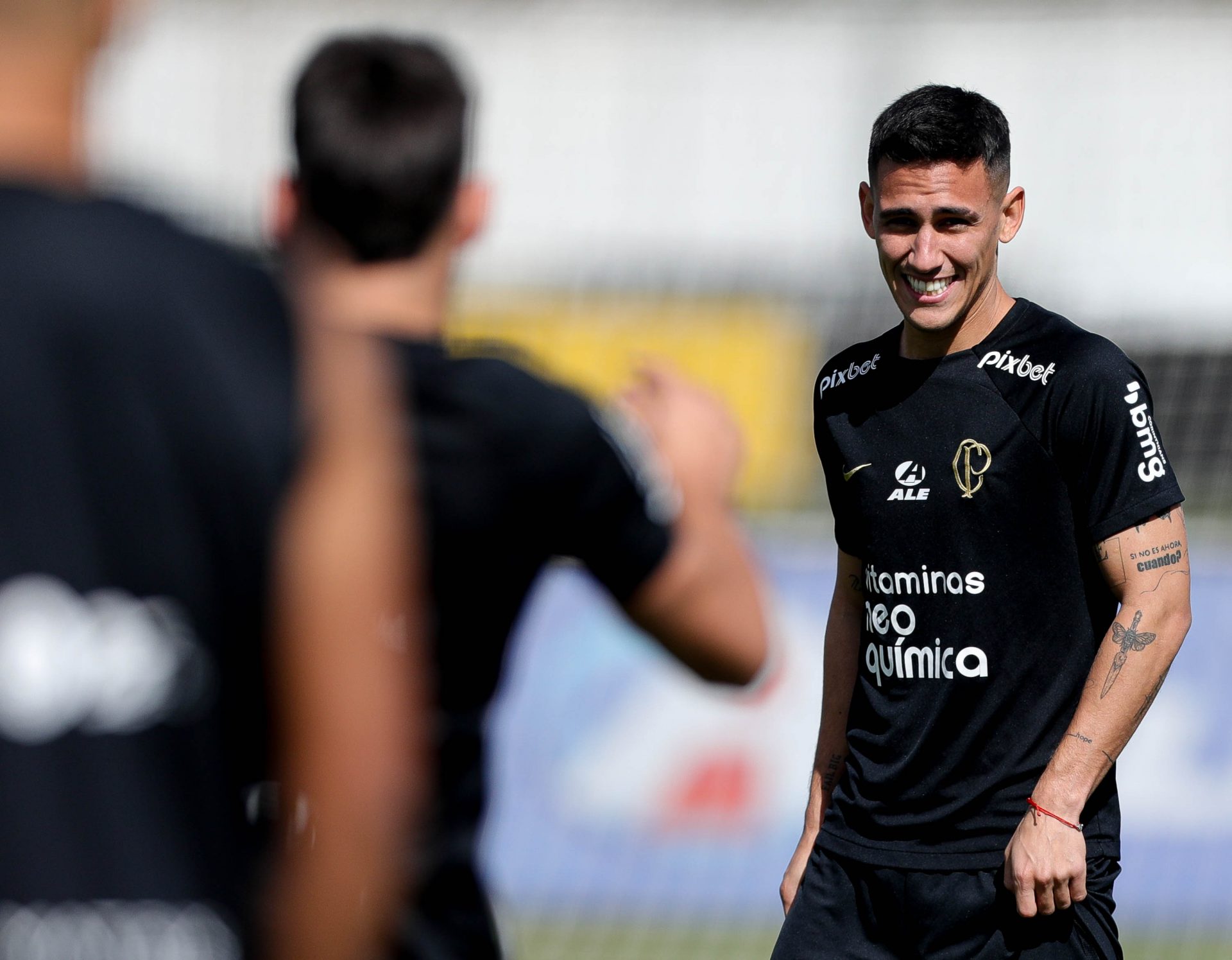 Rojas Vaza Planos De Luxemburgo No Corinthians Com Sua Chegada Ele