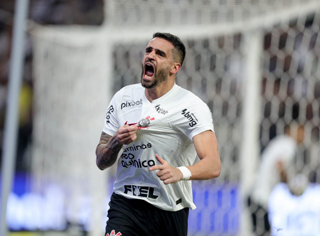 Renato Augusto é colocado acima de 'lenda' do Corinthians - Foto: Rodrigo Coca/Ag. Corinthians