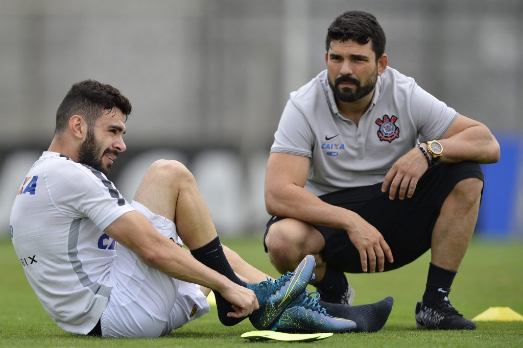 Foto: Mauro Horita/AGIF - Fisioterapeuta não deu boas notícias ao Corinthians.