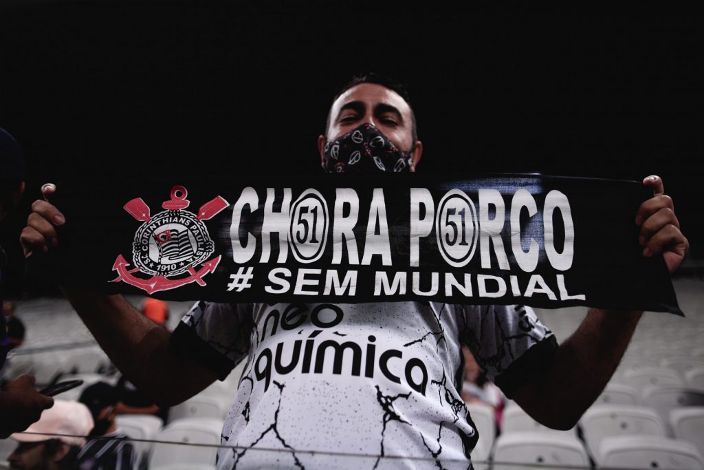 Torcida exige uma vitória no Dérbi - Foto: Ettore Chiereguini/AGIF