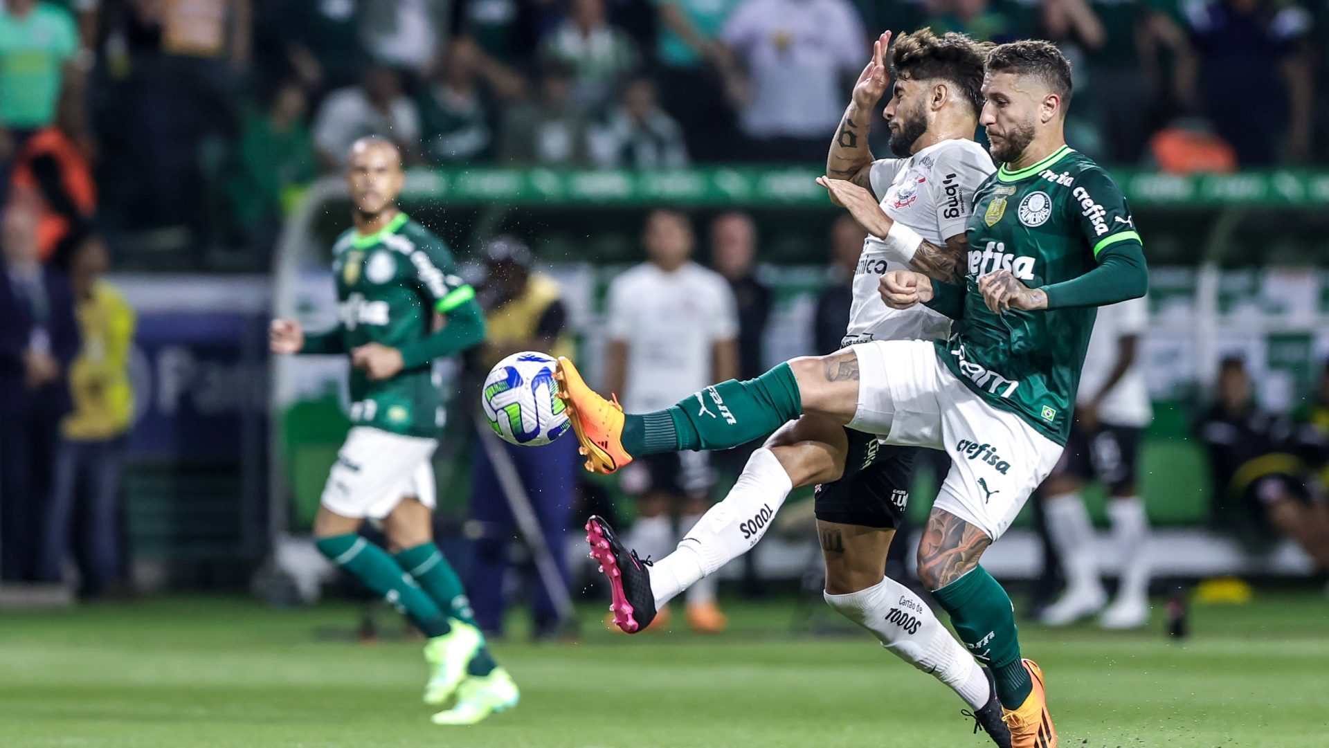 Corinthians x Palmeiras: onde assistir e escalações do dérbi do